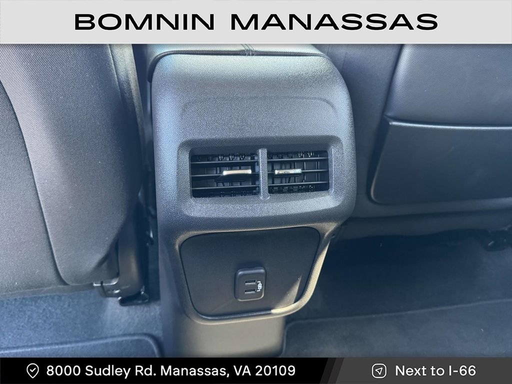 Used 2022 GMC Terrain SLE w/ LPO, Cargo Package image 12