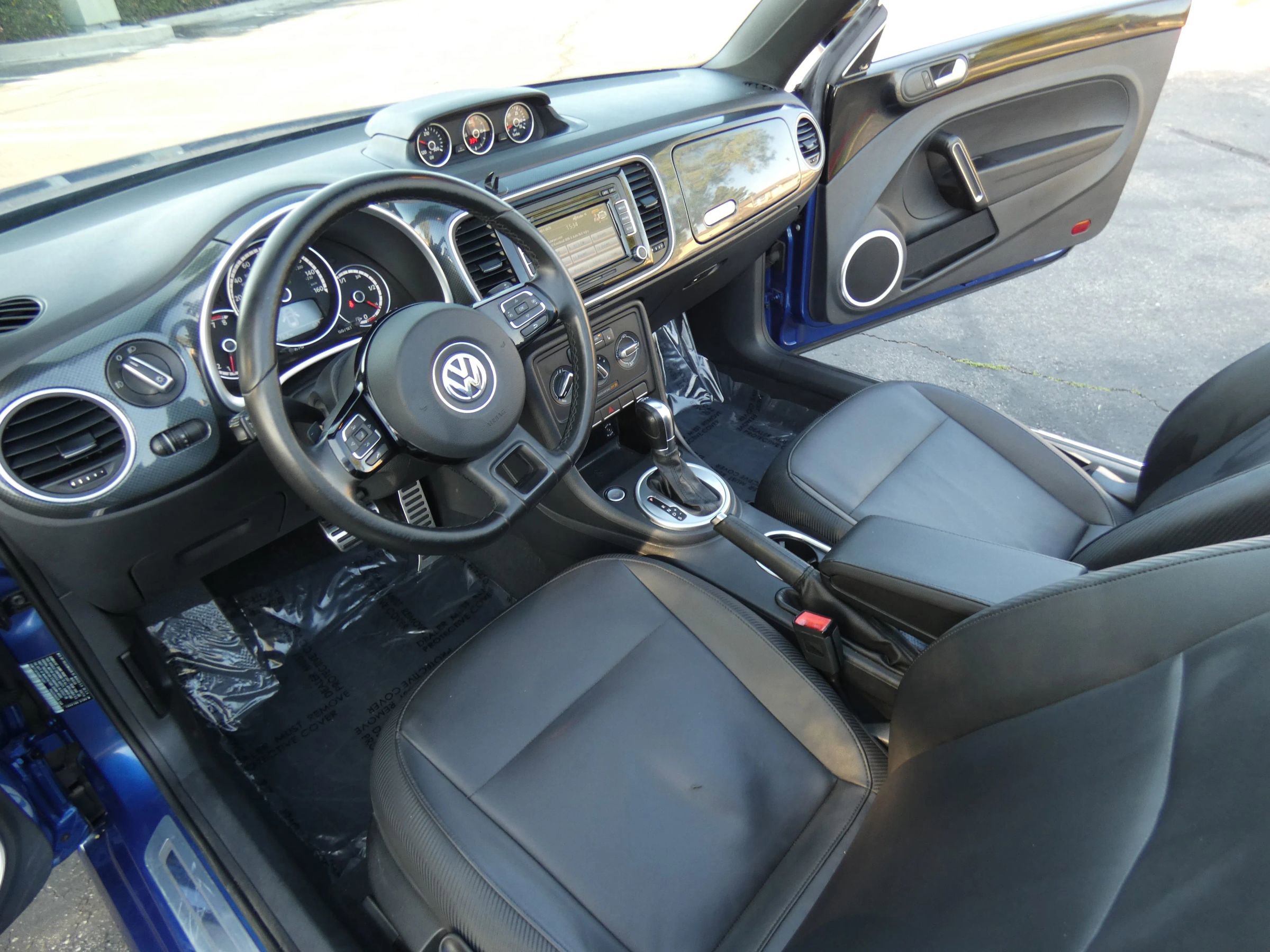 Used 2014 Volkswagen Beetle R-Line image 44