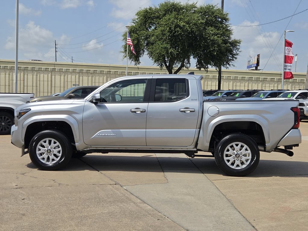 Used 2026 Toyota Tacoma SR5 AWD/4WD image 6