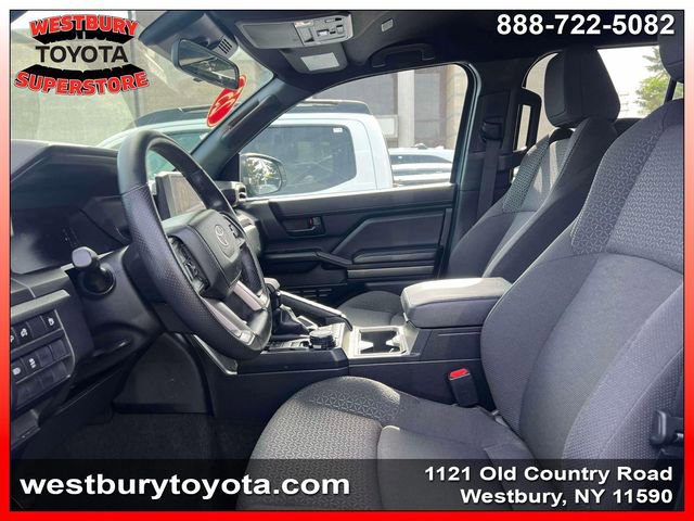 Used 2025 Toyota 4Runner SR5 AWD/4WD image 17