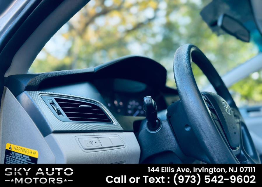 Used 2016 Hyundai Sonata SE FWD image 19
