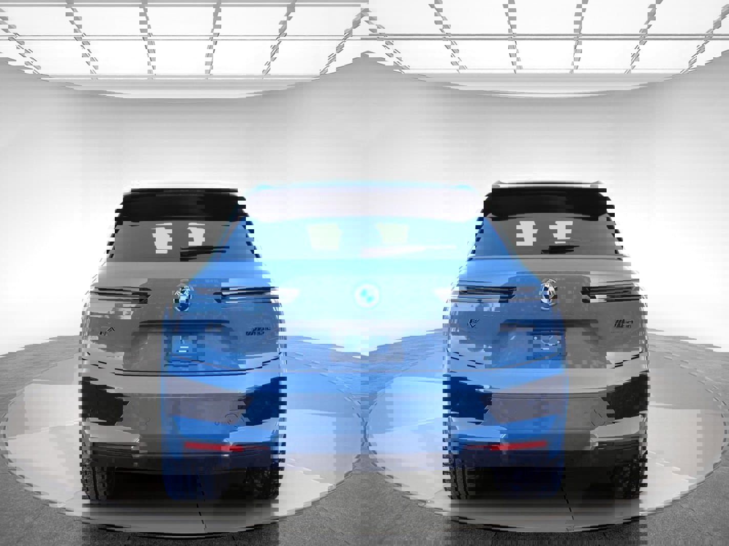 Used 2023 BMW iX M60 w/ Executive Package image 7