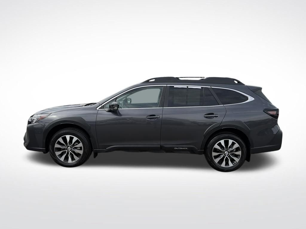 Used 2024 Subaru Outback Limited XT image 3