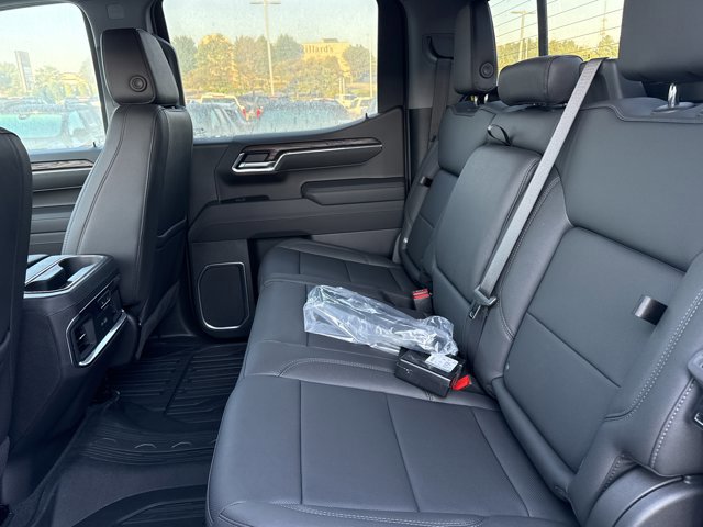 New 2026 GMC Sierra 1500 SLT w/ SLT Premium Plus Package image 6