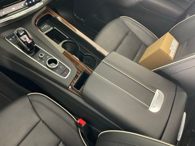 Certified 2024 Cadillac Escalade Premium Luxury image 19