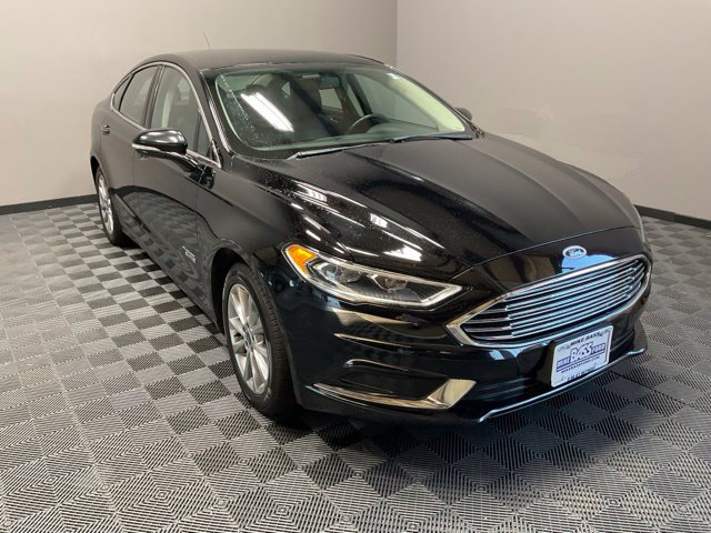 Used 2018 Ford Fusion Energi SE FWD image 2