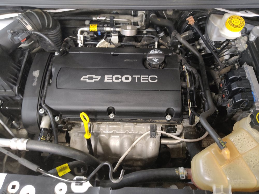 Used 2018 Chevrolet Sonic LT FWD image 30