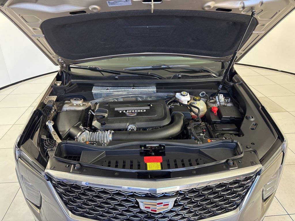 Used 2024 Cadillac XT4 Premium Luxury w/ Active Safety Package image 11