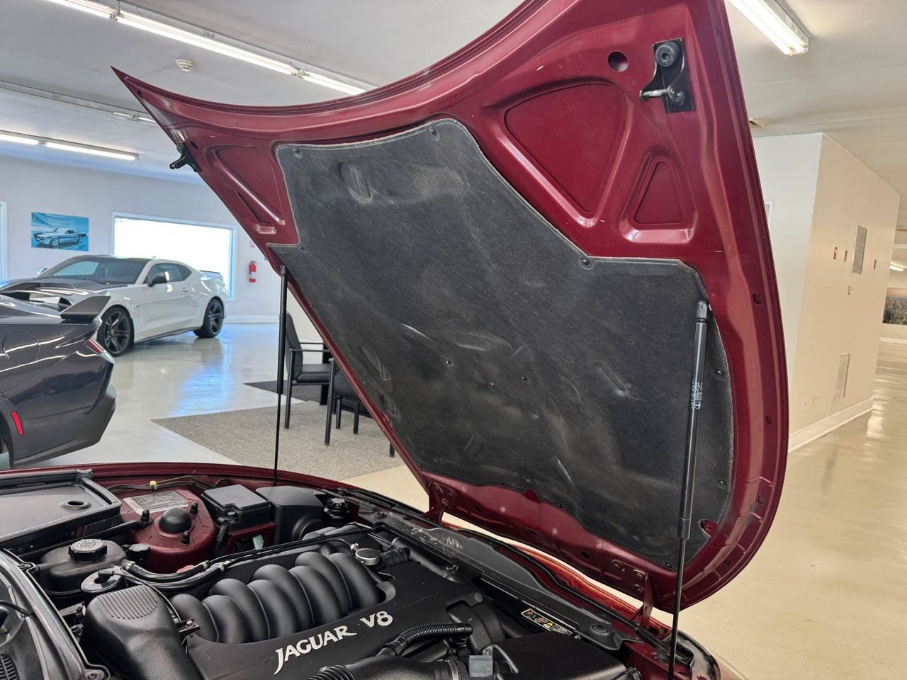 Used 1997 Jaguar XK8 Convertible RWD image 25