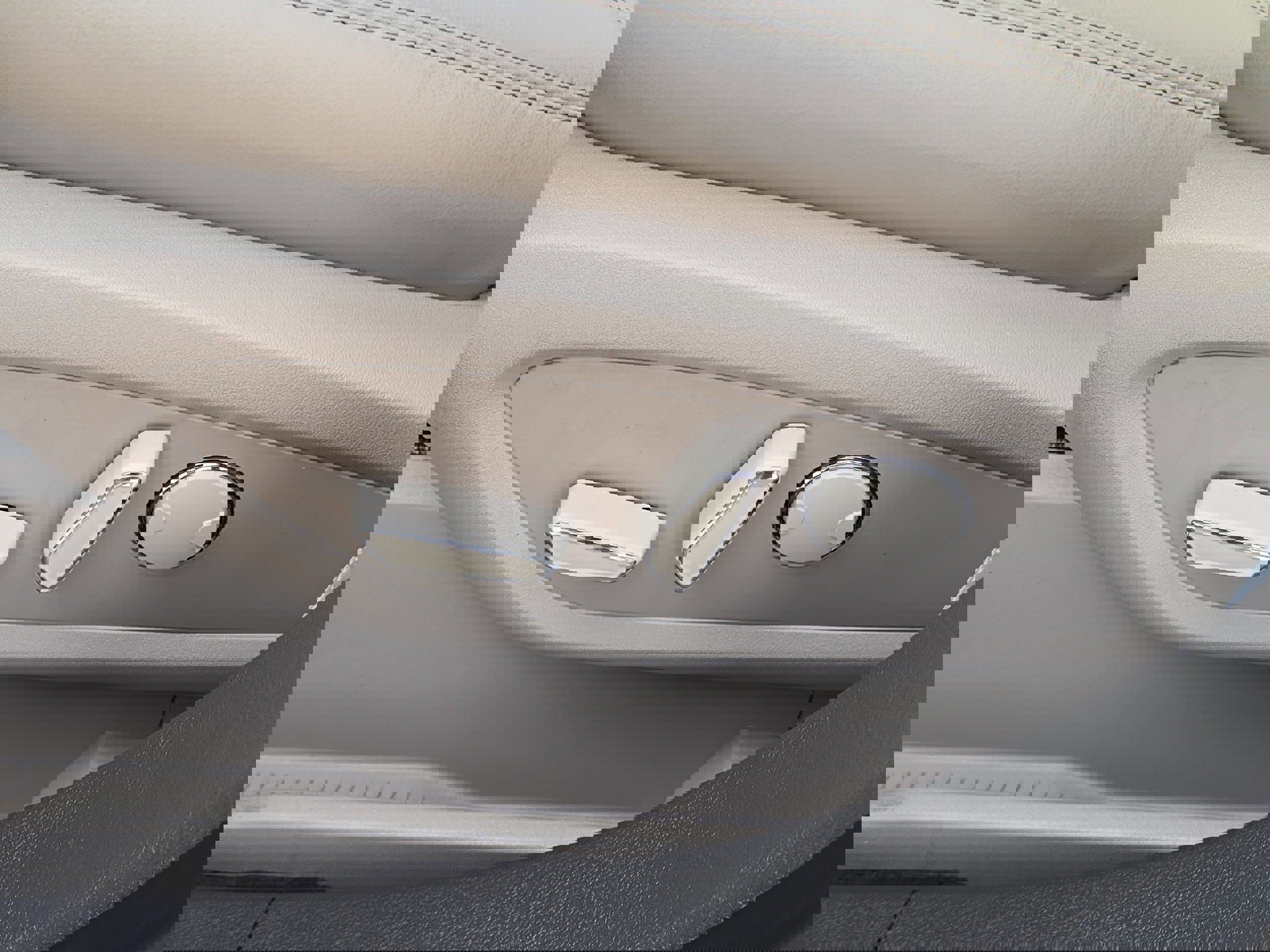 Used 2022 Lincoln Nautilus Reserve image 19