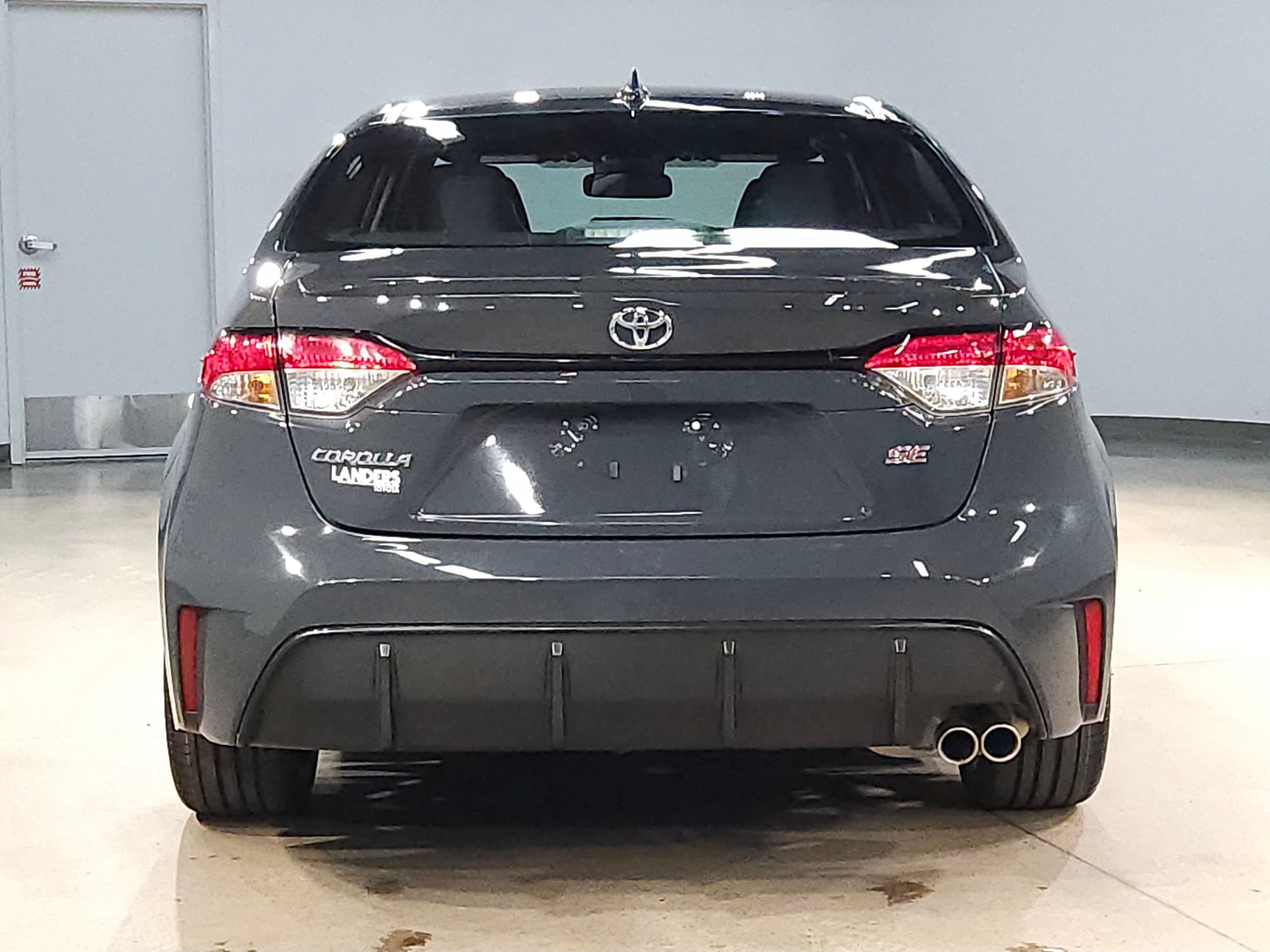 Used 2025 Toyota Corolla SE FWD image 6