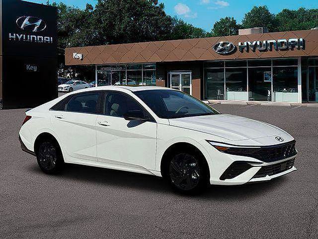 New 2026 Hyundai Elantra SEL Sport Premium FWD image 12