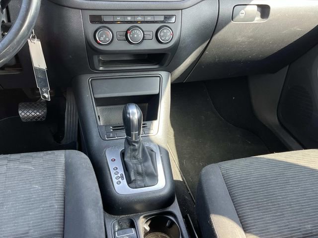 Used 2015 Volkswagen Tiguan S image 16