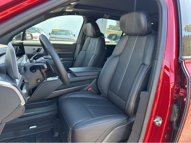 New 2026 Cadillac Vistiq Sport w/ LPO, Floor Liner Package image 24