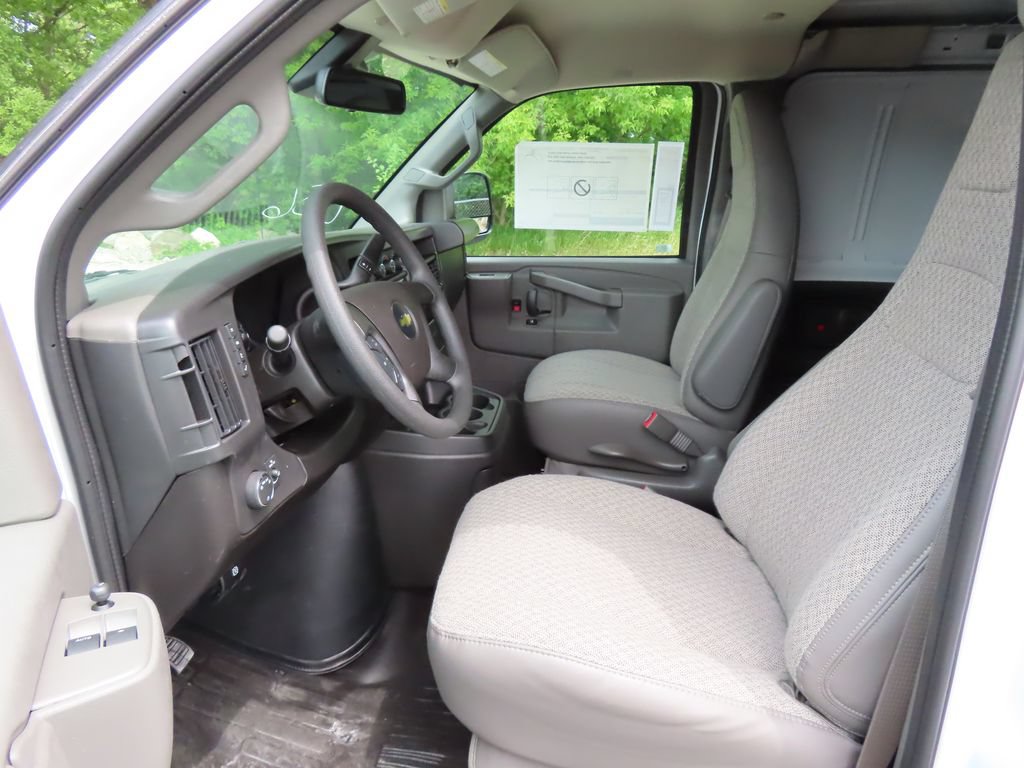 New 2026 Chevrolet Express 3500 Extended w/ Driver Convenience Package RWD image 19