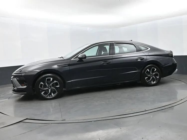 Used 2024 Hyundai Sonata SEL FWD image 5