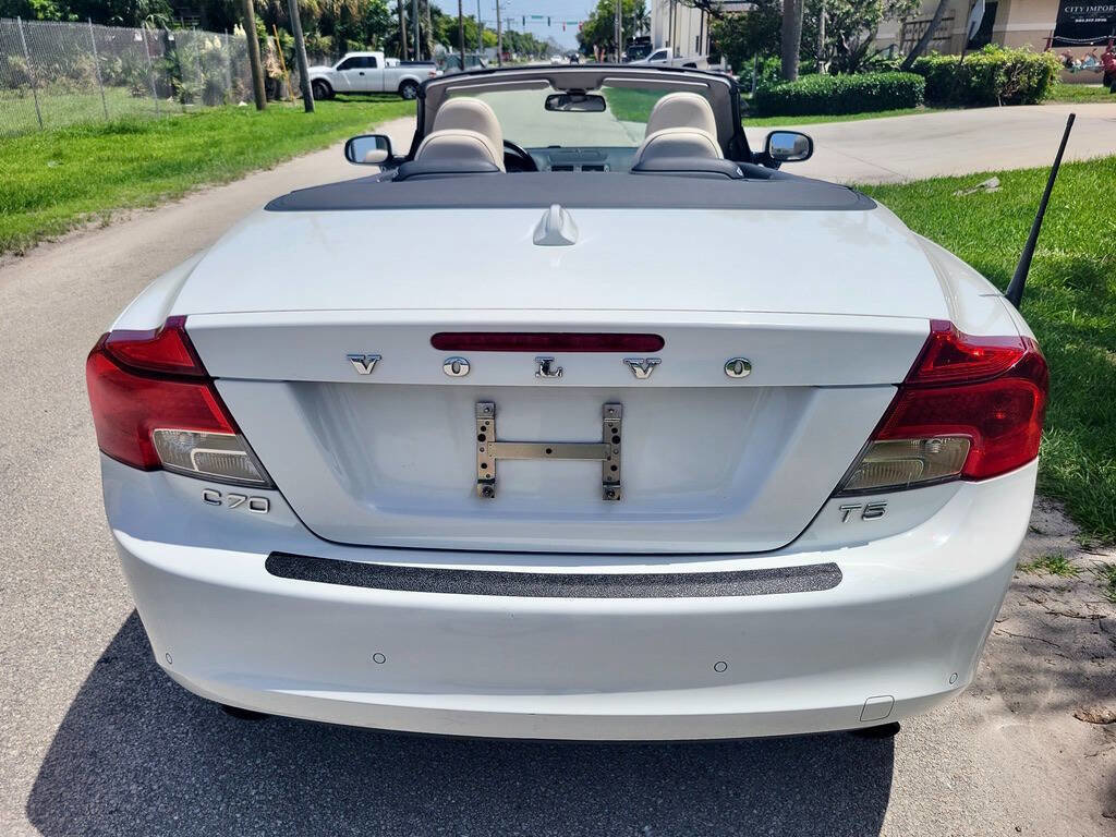 Used 2013 Volvo C70 T5 image 16