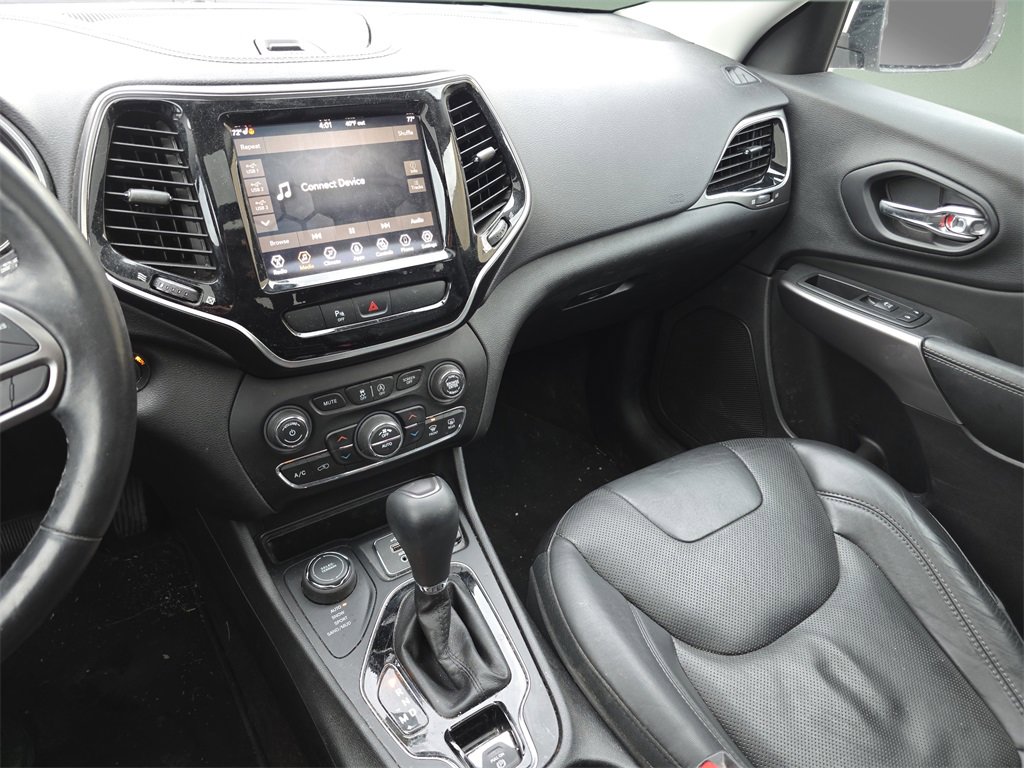 Used 2019 Jeep Cherokee Limited image 22