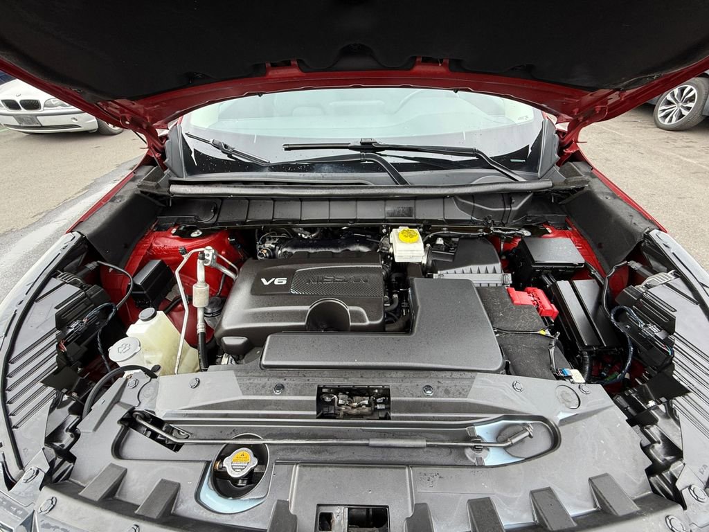 Used 2022 Nissan Pathfinder SL w/ SL Black Package image 26