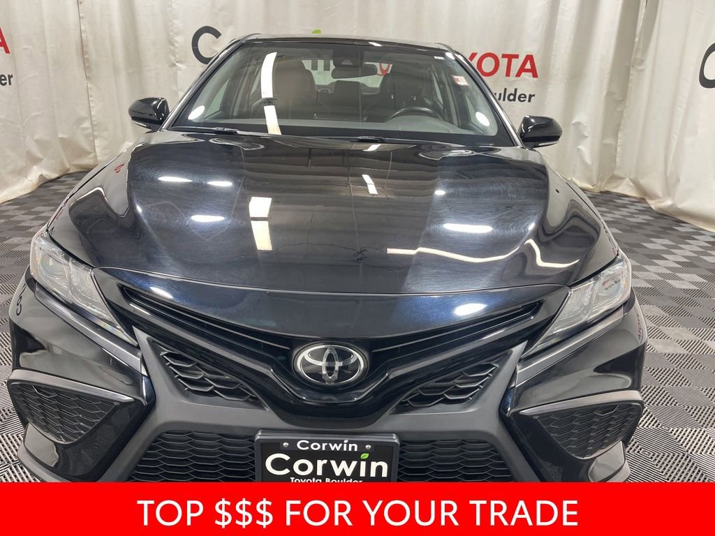 Used 2024 Toyota Camry SE image 2