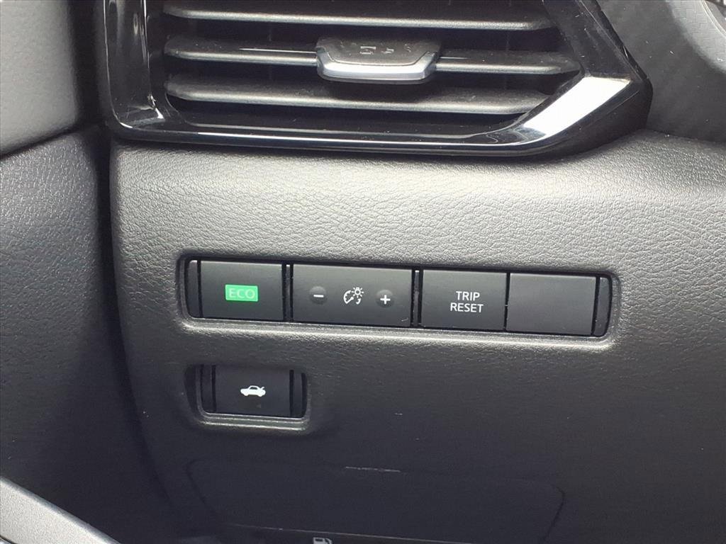 Used 2023 Nissan Sentra SV image 25