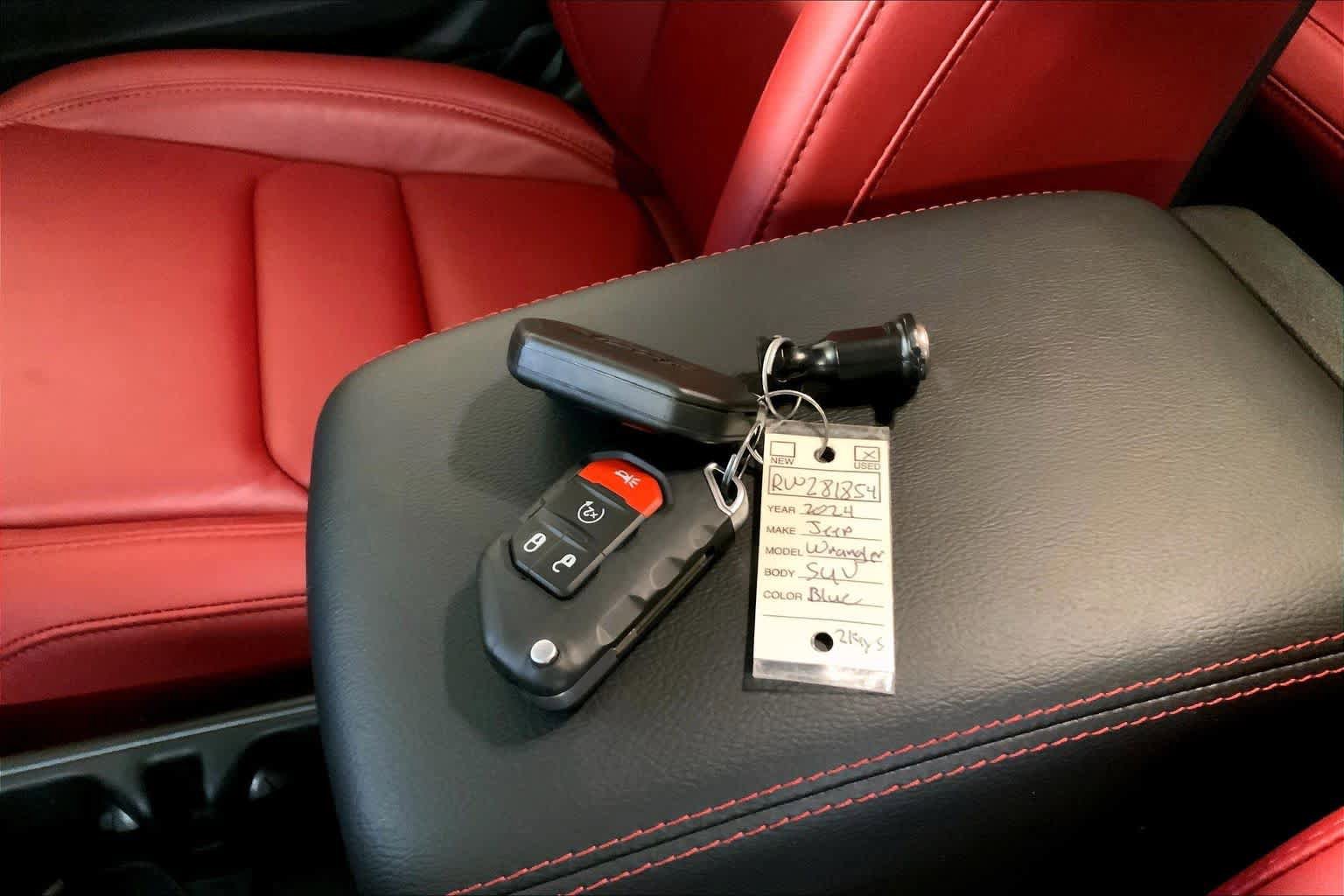 Used 2024 Jeep Wrangler Unlimited Rubicon 392 image 14