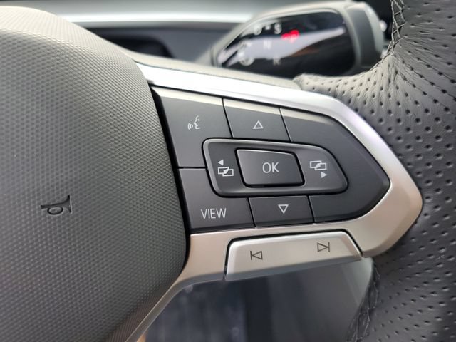 New 2026 Volkswagen Tiguan SE R-Line AWD/4WD image 22