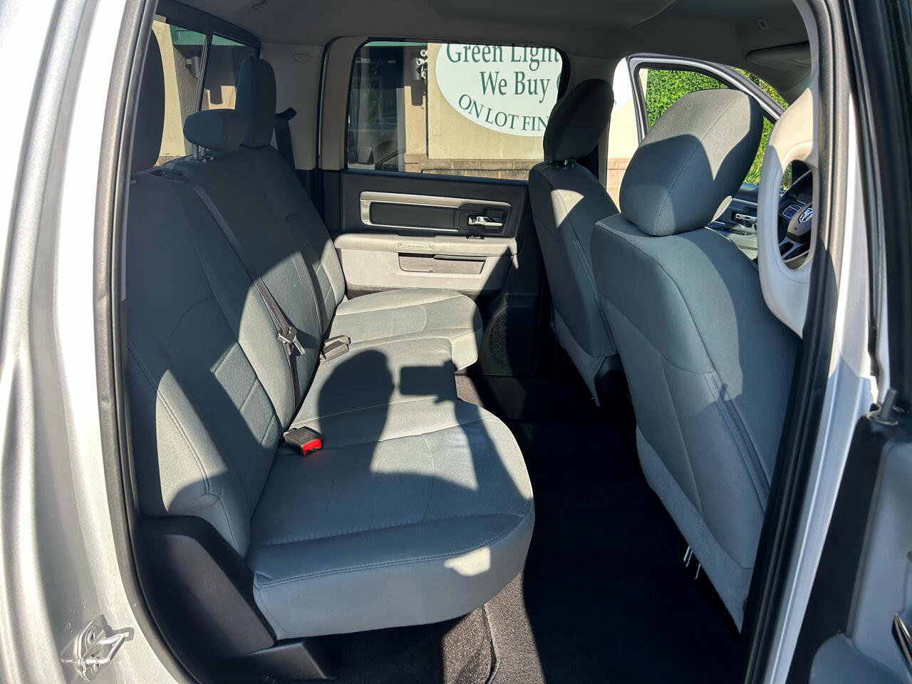 Used 2018 RAM 1500 Classic SLT image 7