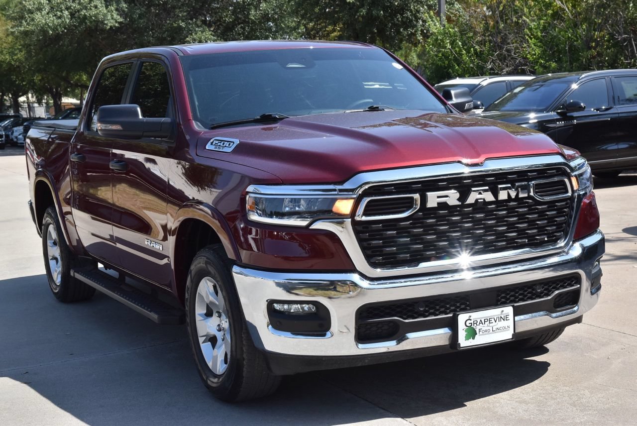 Used 2025 RAM 1500 Lone Star AWD/4WD image 4