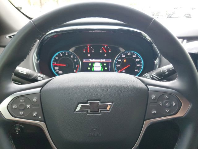 Certified 2023 Chevrolet Traverse RS FWD image 21