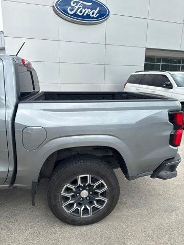 Used 2024 Chevrolet Colorado LT w/ LT Convenience Package III RWD image 19