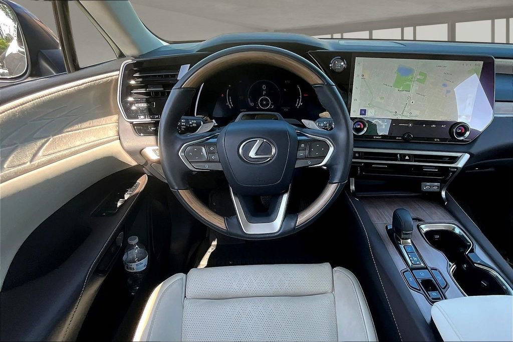 Used 2023 Lexus RX 350 FWD w/ Cold Area Package image 8