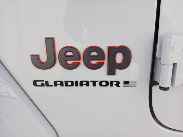 Used 2023 Jeep Gladiator Mojave AWD/4WD image 11