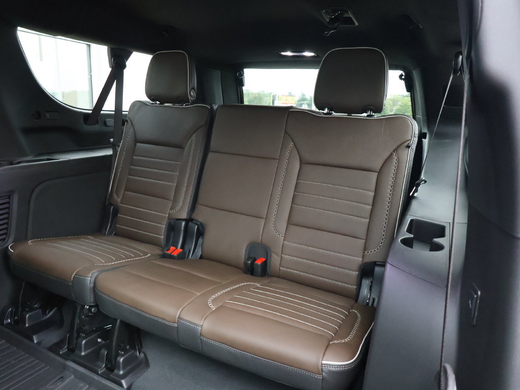 New 2026 GMC Yukon XL Denali Ultimate w/ LPO, Floor Liner Package AWD/4WD image 31