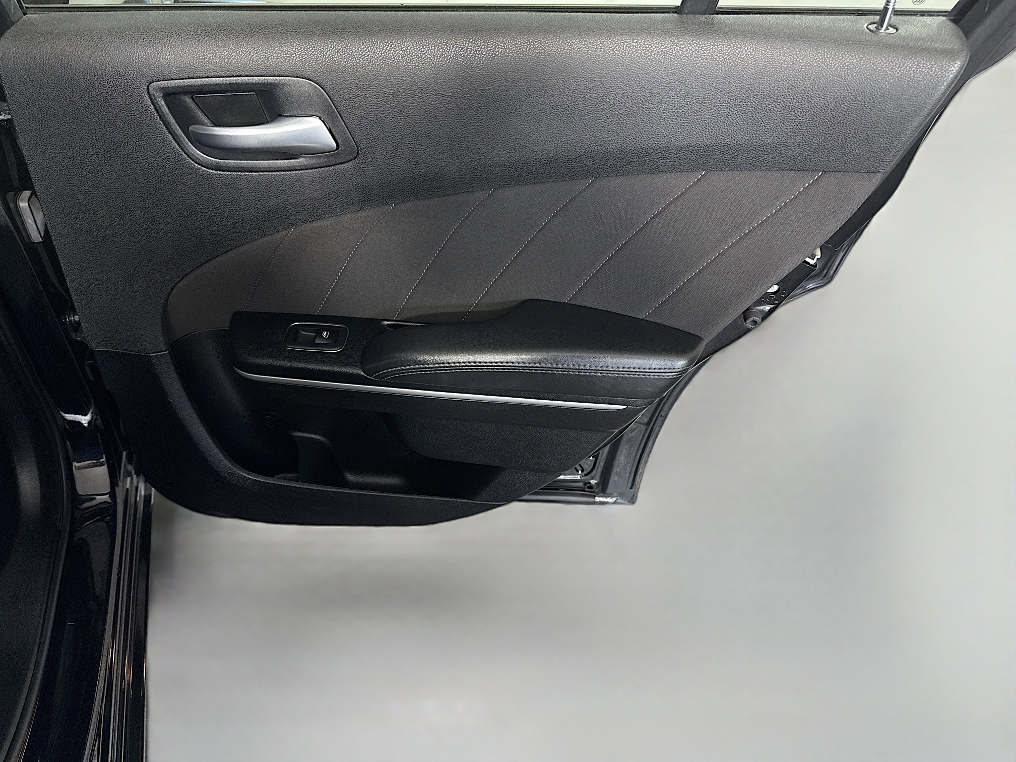 Used 2023 Dodge Charger GT image 28