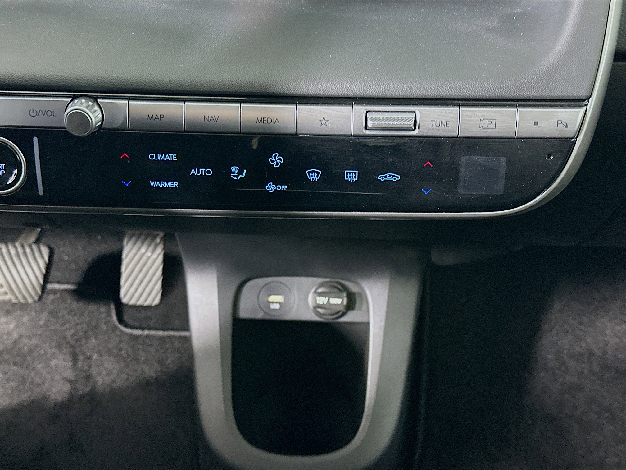 Used 2024 Hyundai Ioniq 5 SEL image 24