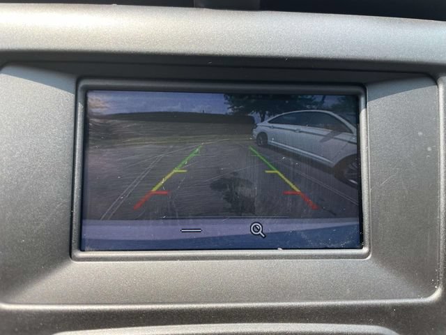 Used 2016 Ford Fusion SE FWD image 3