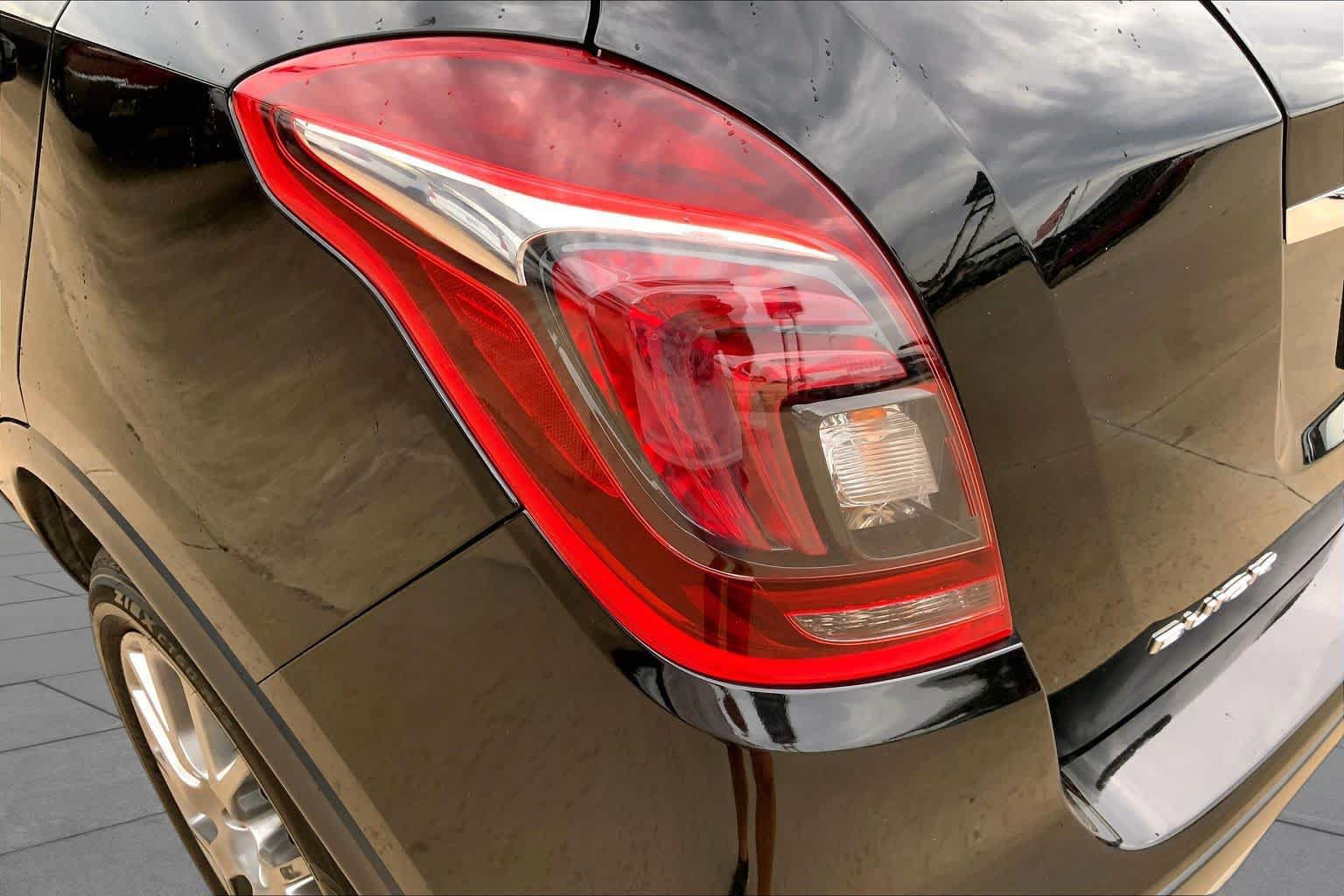 Used 2017 Buick Encore Sport Touring w/ Safety Package FWD image 27