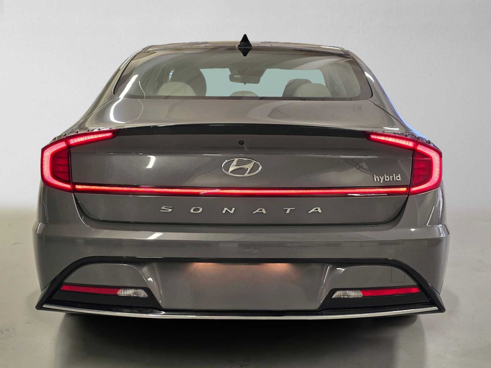 Used 2023 Hyundai Sonata SEL FWD image 4