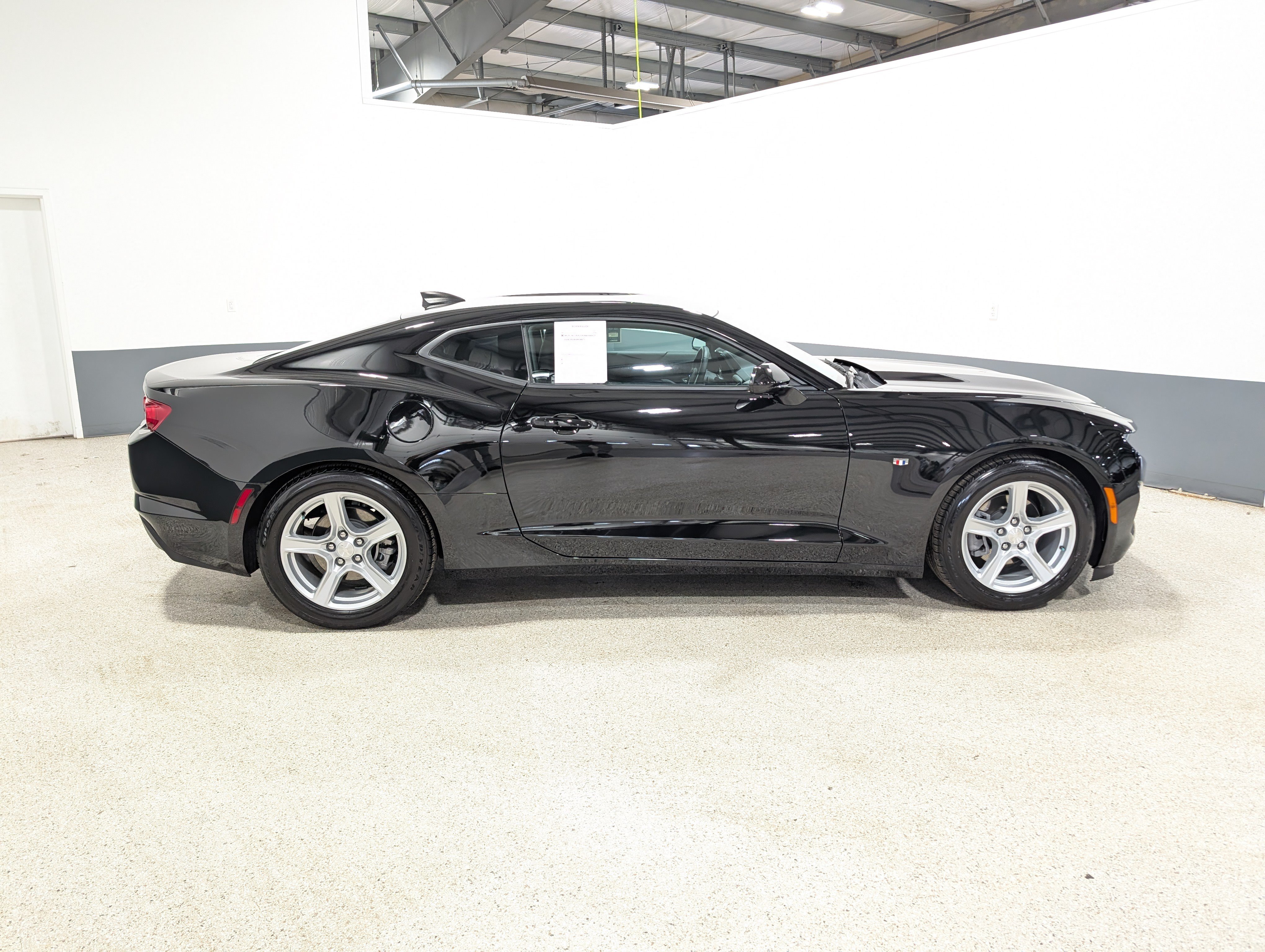 Used 2024 Chevrolet Camaro LT RWD image 2