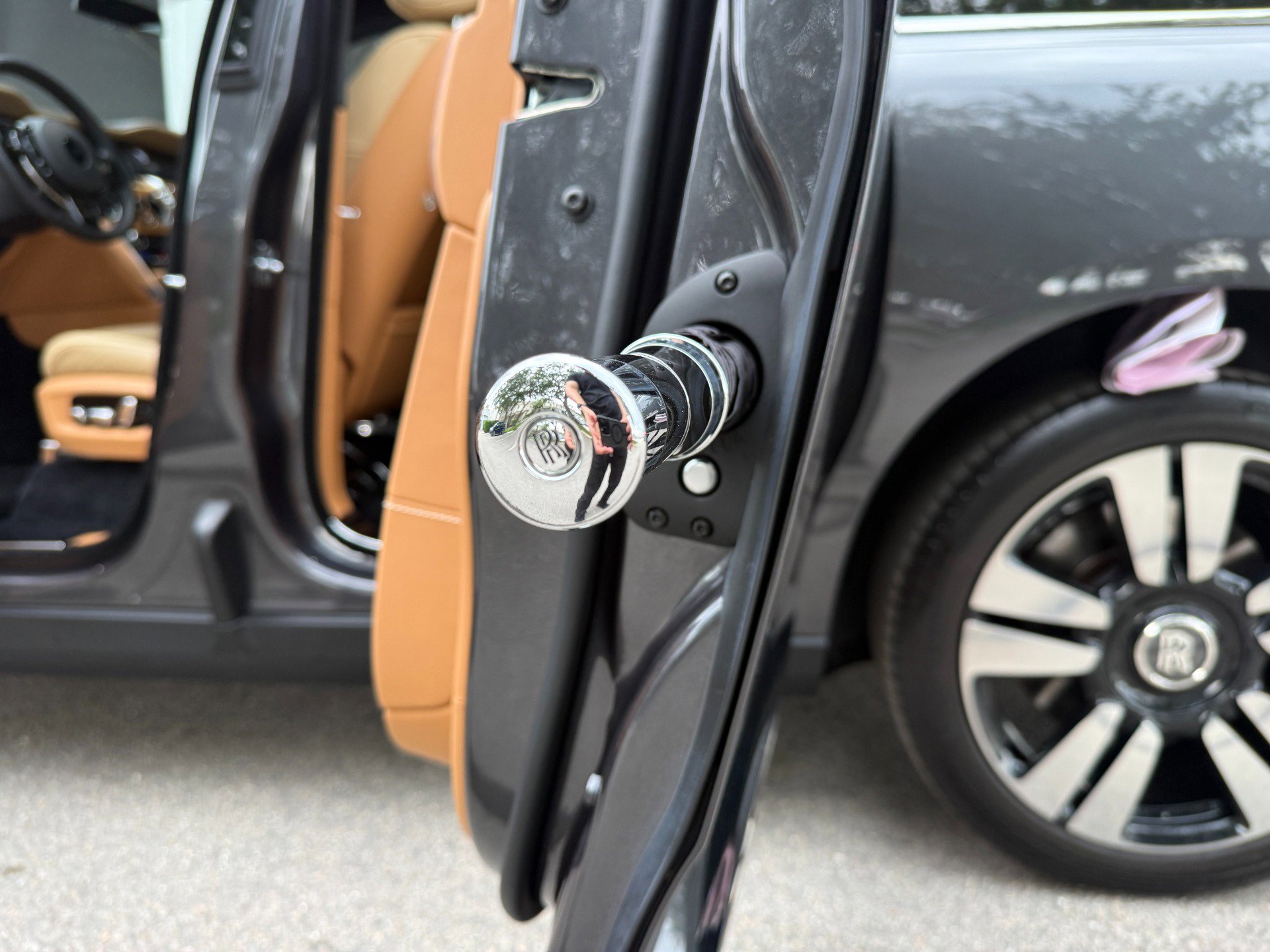 Used 2022 Rolls-Royce Cullinan AWD/4WD image 29