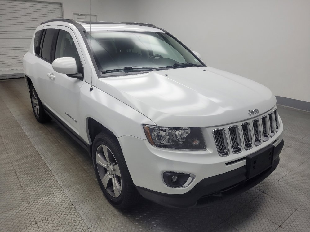 Used 2017 Jeep Compass High Altitude FWD image 13