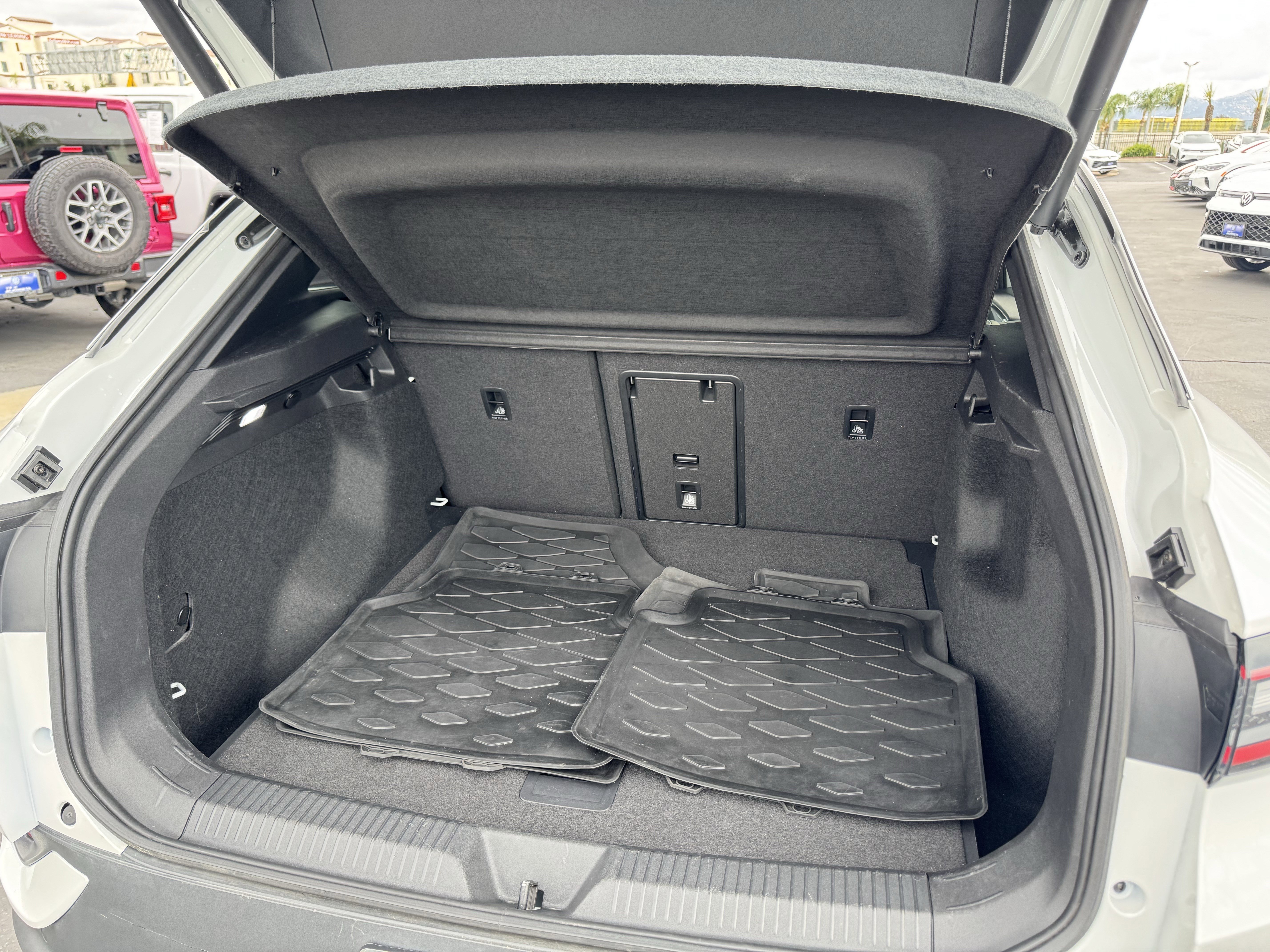 Certified 2023 Volkswagen ID.4 Pro S Plus image 38