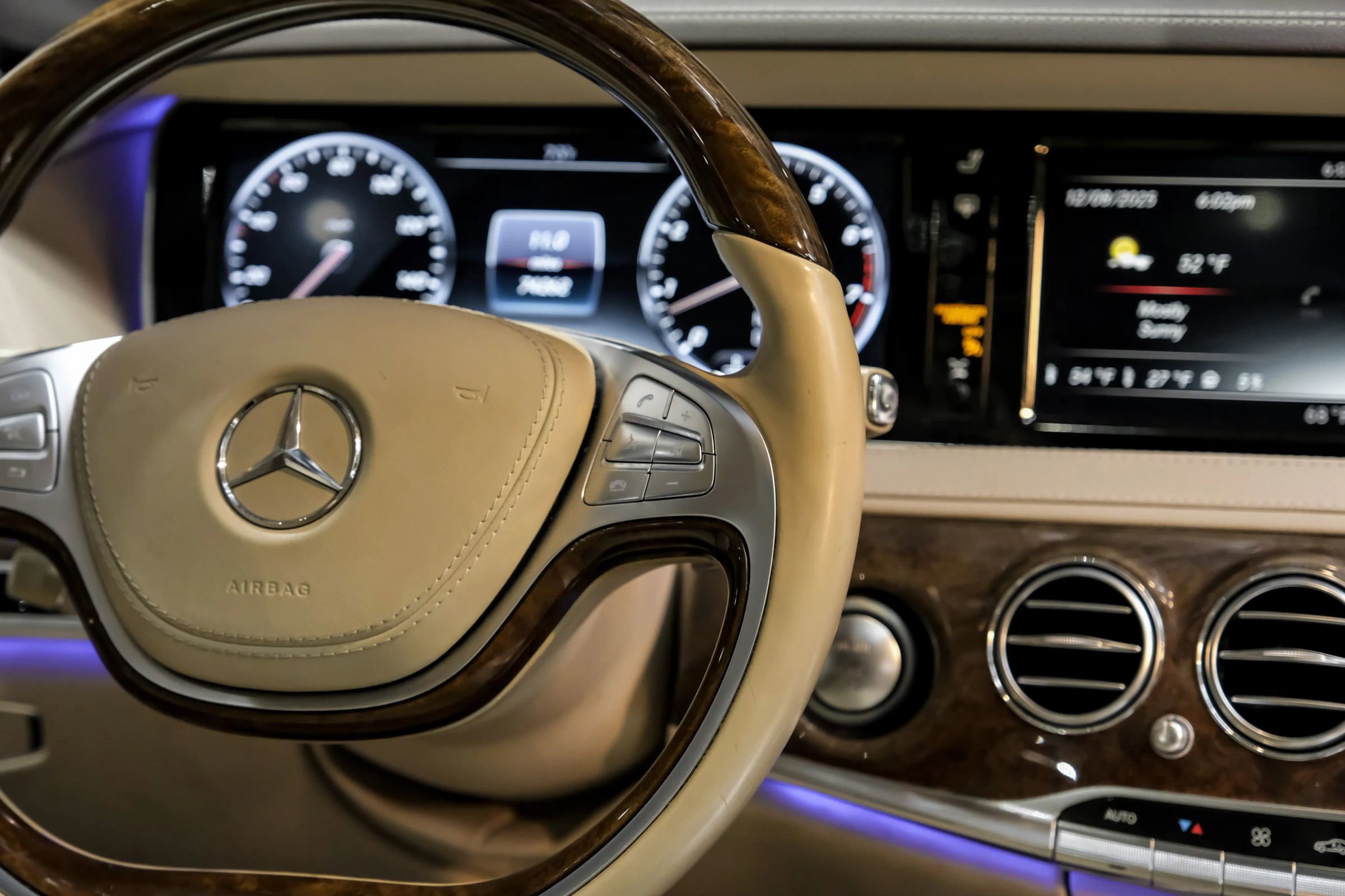 Used 2015 Mercedes-Benz S 550 Sedan image 17