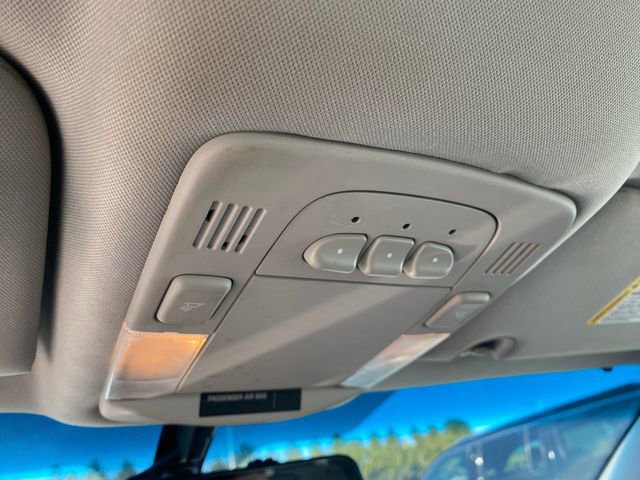 Used 2009 Buick Lucerne CXL image 10