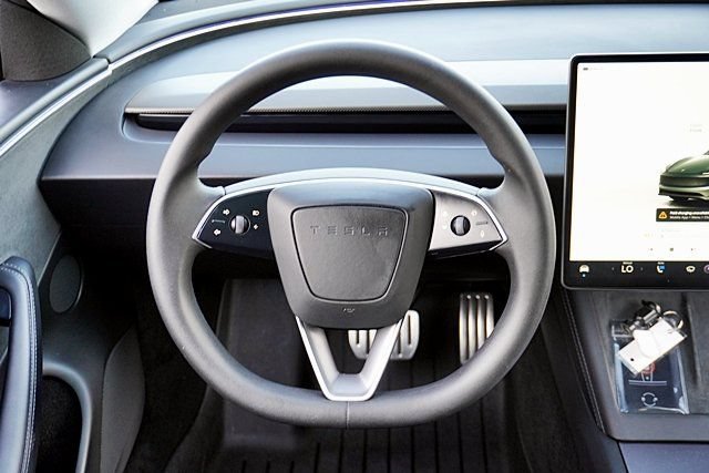 Used 2025 Tesla Model 3 Performance AWD/4WD image 31