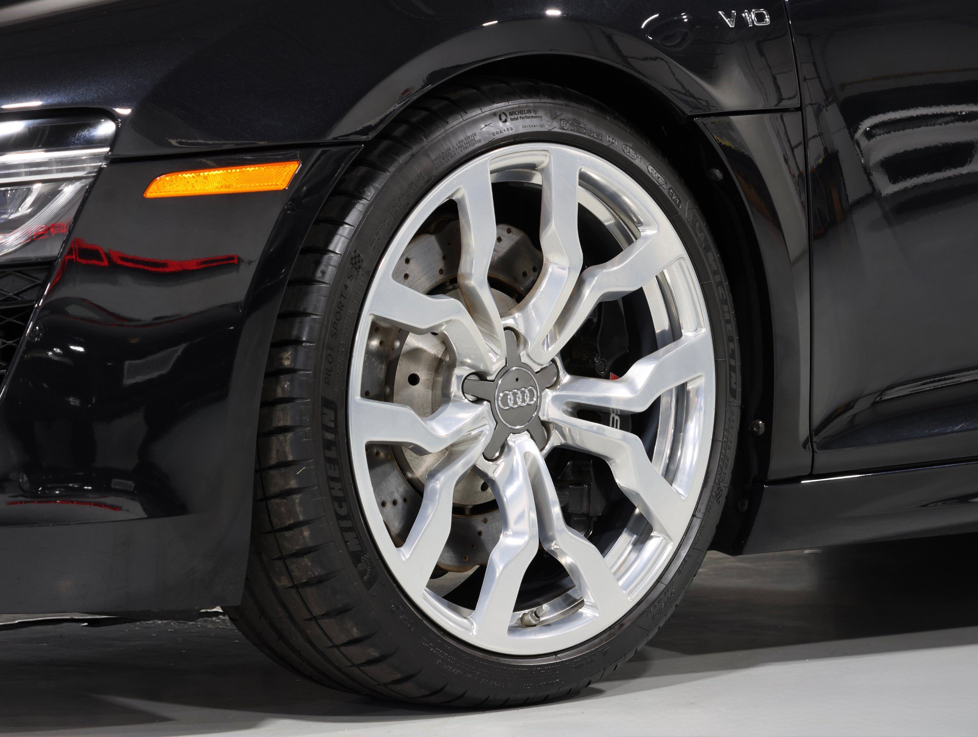 Used 2014 Audi R8 V10 AWD/4WD image 25