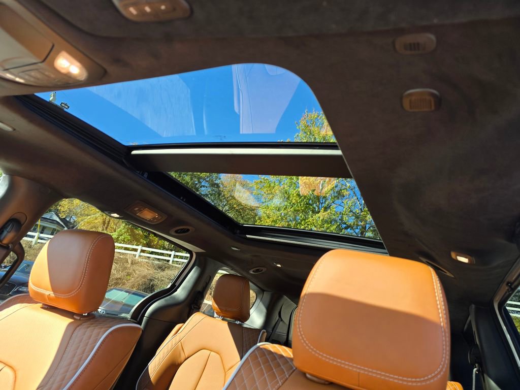 New 2026 Chrysler Pacifica Pinnacle image 14