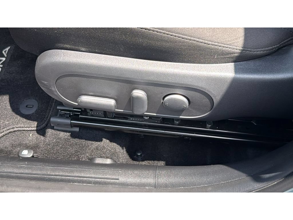 Used 2024 Hyundai Kona SEL AWD/4WD image 29