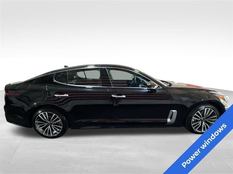 Used 2019 Kia Stinger AWD/4WD image 4